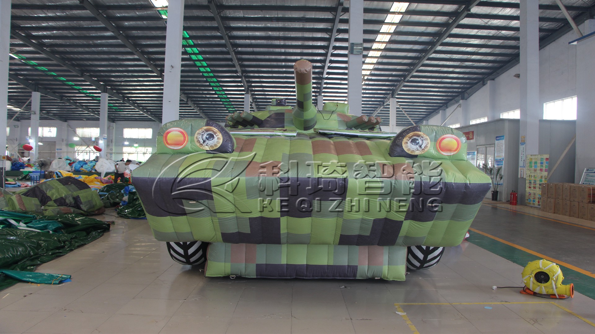 绿野迷彩坦克